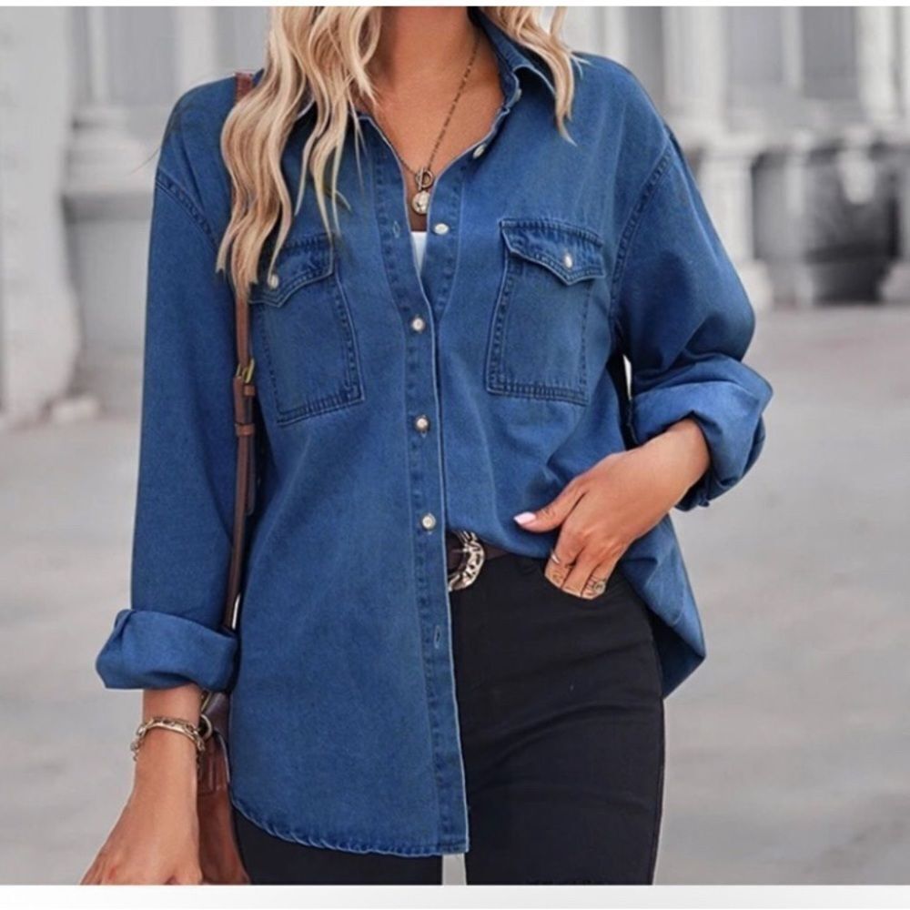 Zeagoo Dark Blue Button-Down Shirt Size M